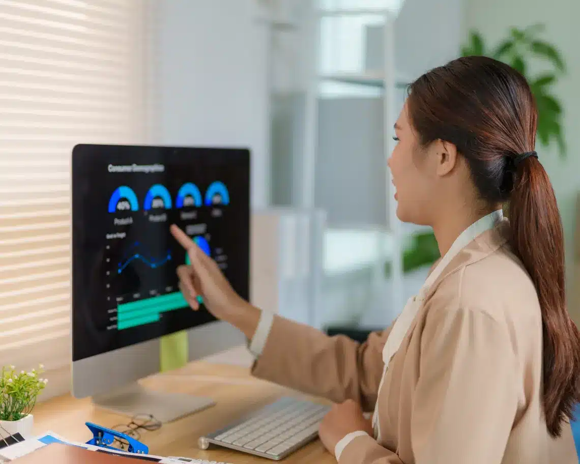 Marketer analyzing search data desktop Marketer analyzing search data desktop